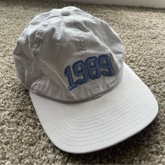 Taylor Swift Accessories Taylor Swift Adjustable White 989 Era Dad